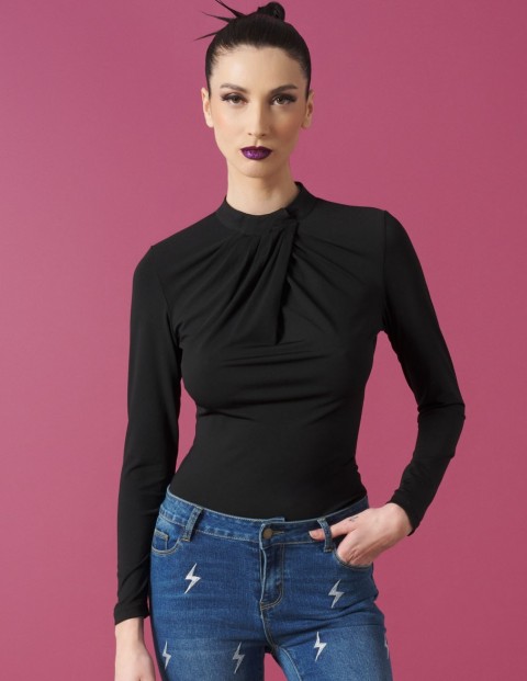 black-klee-top-242071