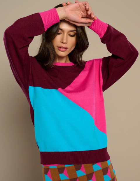 TAWNY-SWEATER-252-289