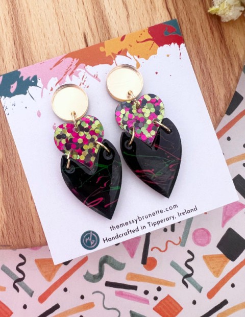 StackedHeartsBlackNeon14S