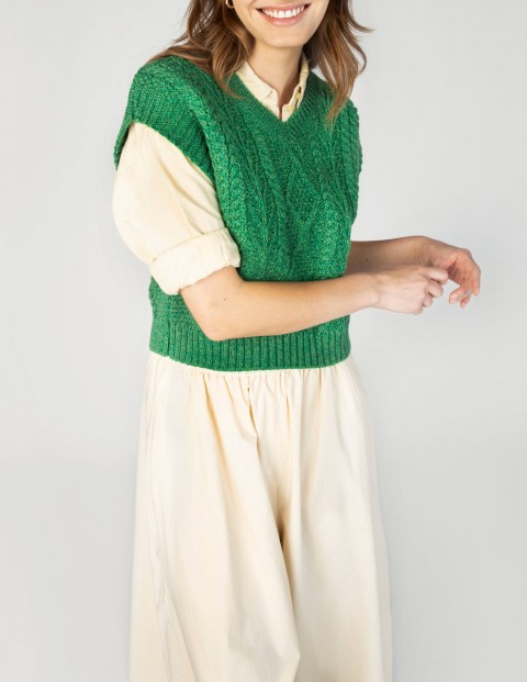 A947SweetpeaV-NeckDiamondVestinGreenMarl_Small1_1000x