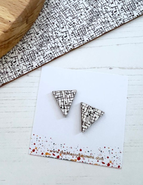 MonochromeLgStuds4S_730cf074-0b85-4aa2-99d2-76c7657b51bc