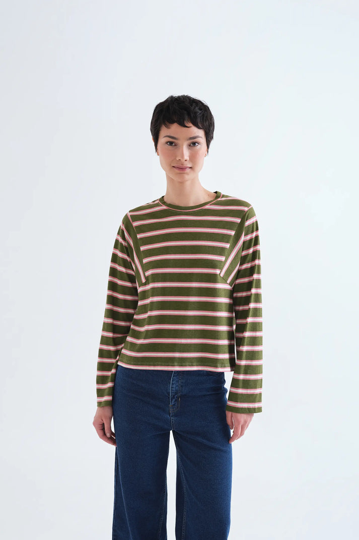 63C42006_01.webp
